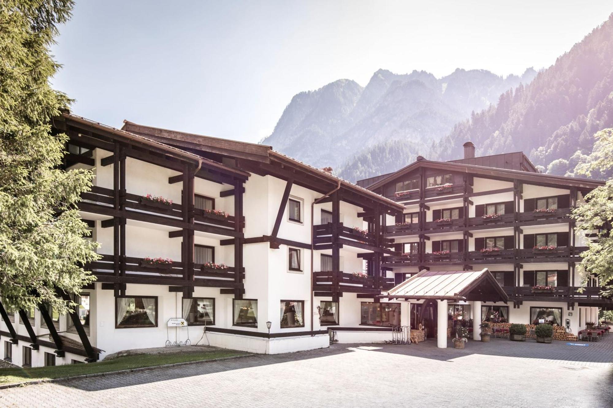 Sporthotel By Alpenlodge Brand  Exterior photo